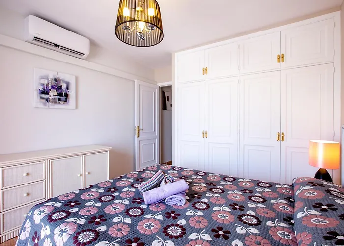 Beautiful Sea View 2 Bedroom Ocean Park Appartement *